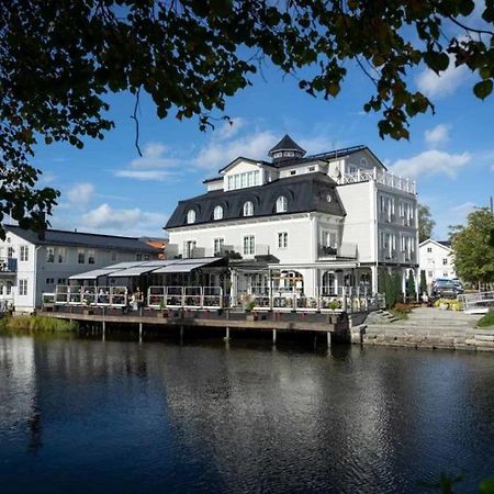 Atellet Hotell Norrtälje Buitenkant foto